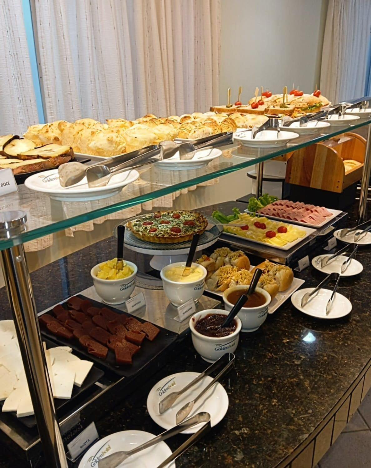 Golden Hotel - O Mais Central - Pet Friendly Chapecó المظهر الخارجي الصورة